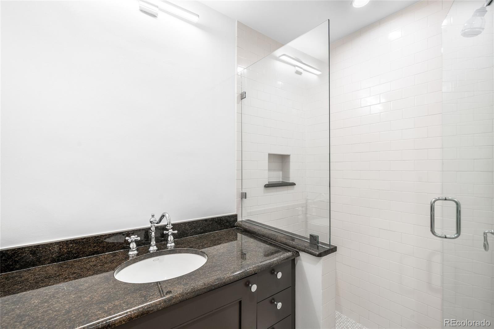 2133 18th Street Unit: RL
