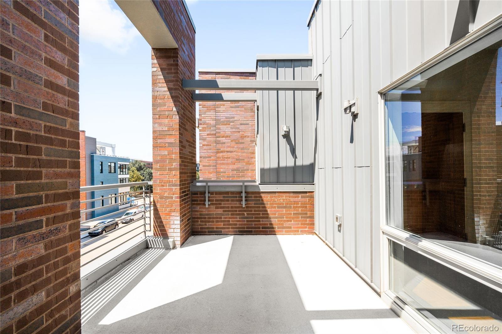 2133 18th Street Unit: RL