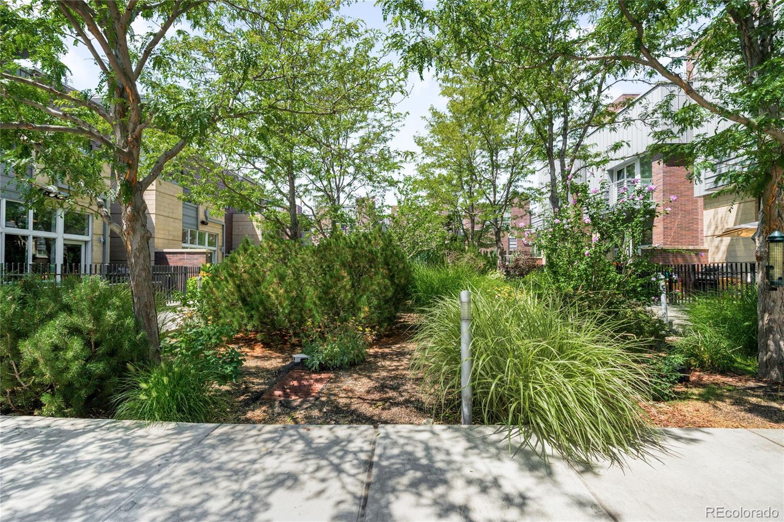 2133 18th Street Unit: RL