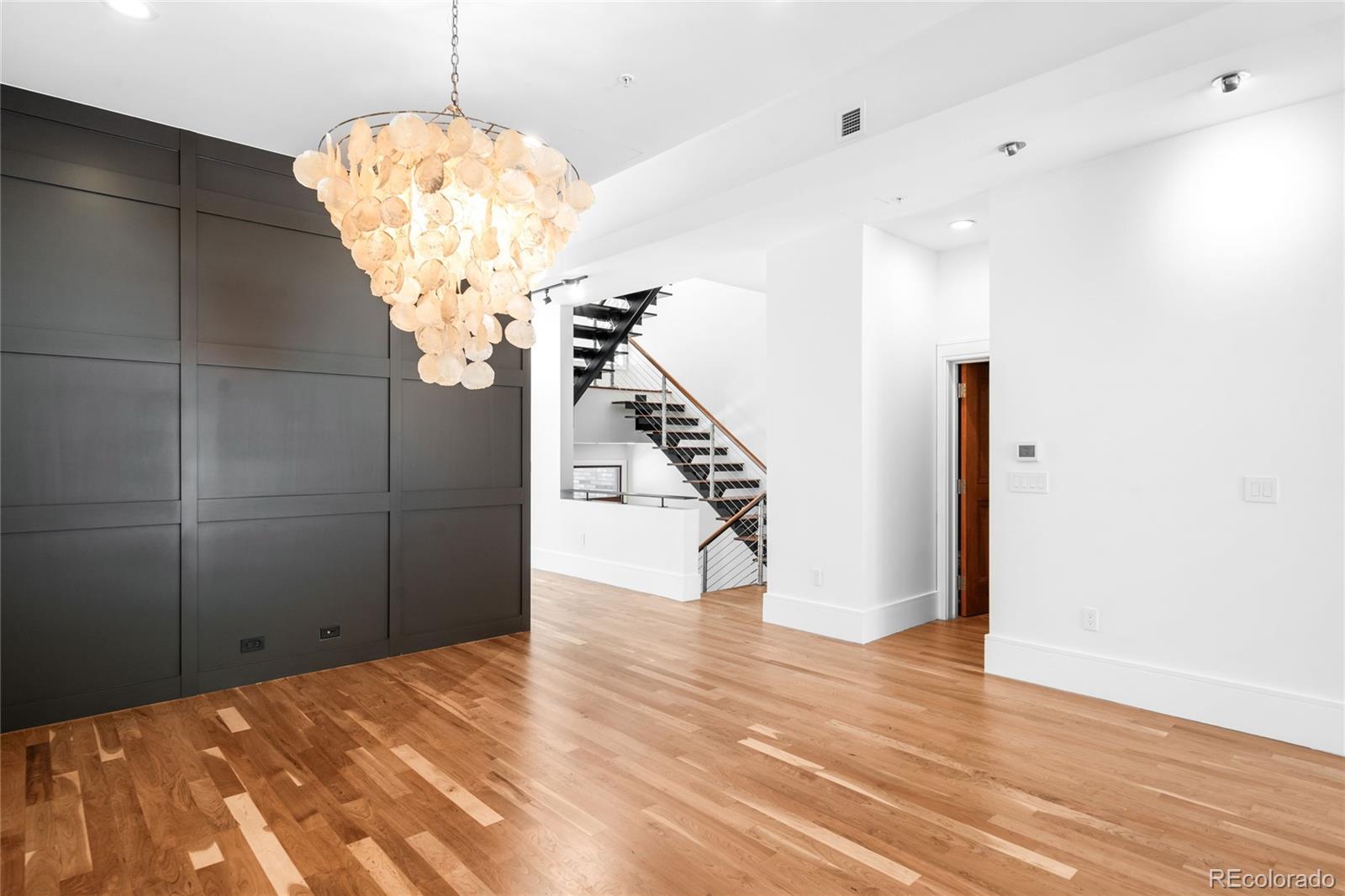 2133 18th Street Unit: RL