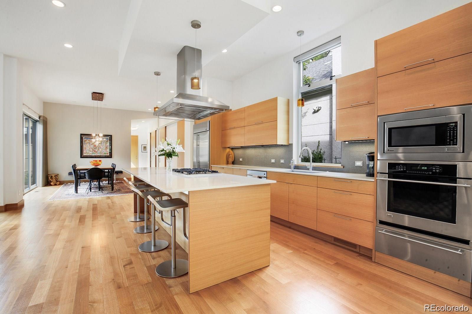 947 S Gilpin Street Unit: R