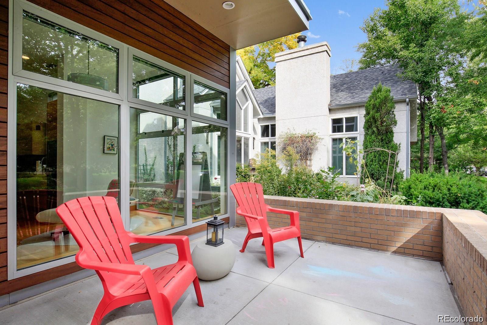 947 S Gilpin Street Unit: R
