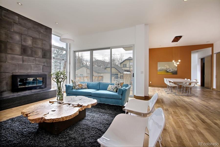 947 S Gilpin Street Unit: R