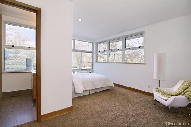 947 S Gilpin Street Unit: R