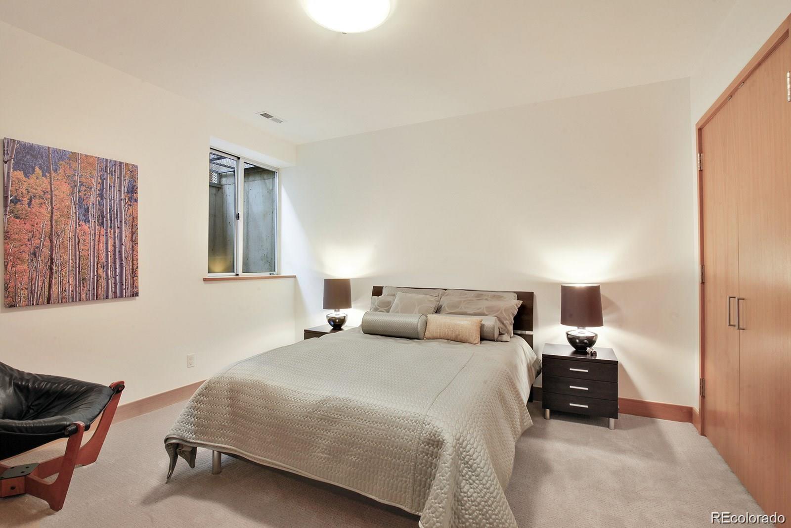 947 S Gilpin Street Unit: R