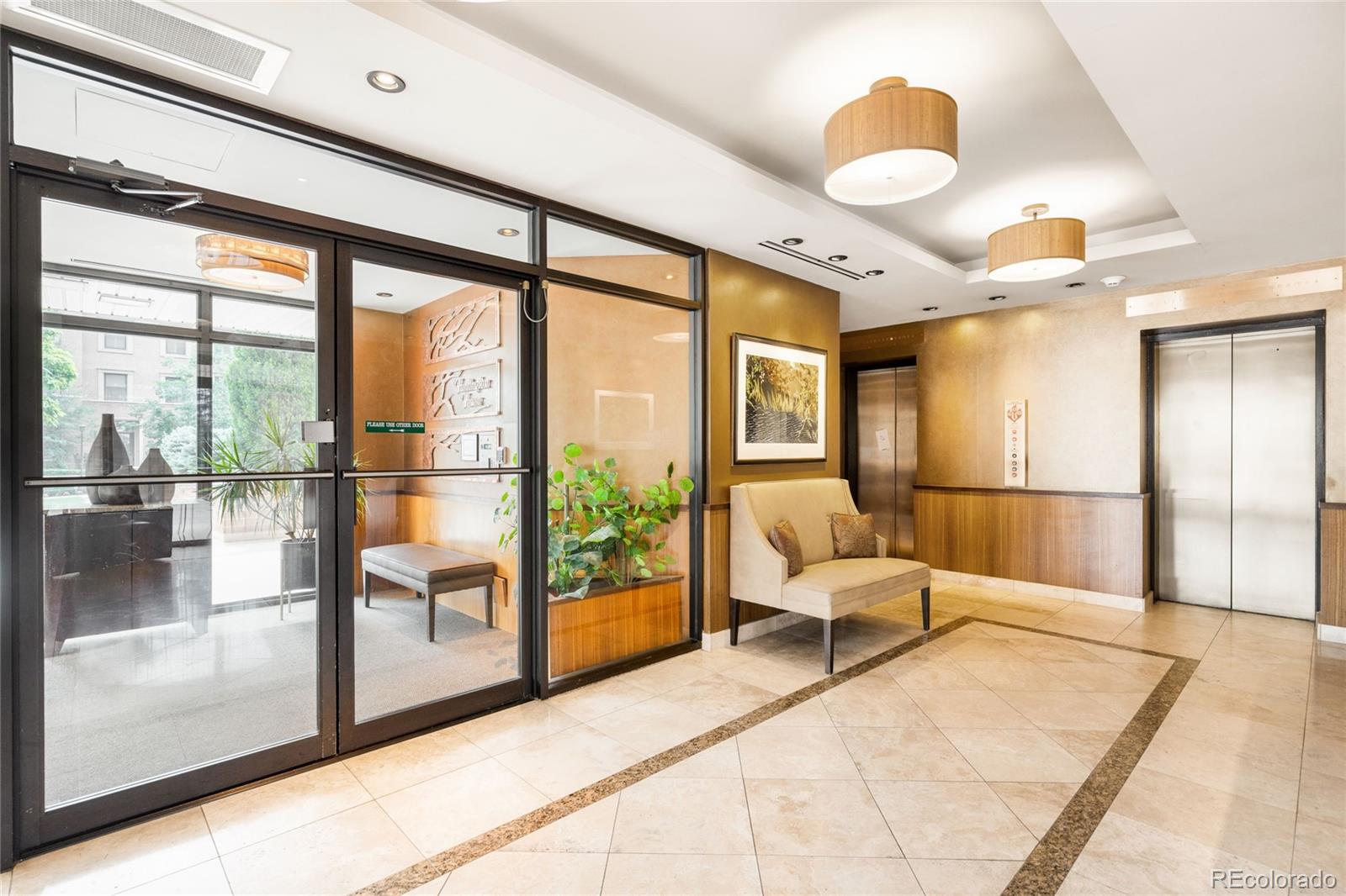 1133 Race Street Unit: 16B