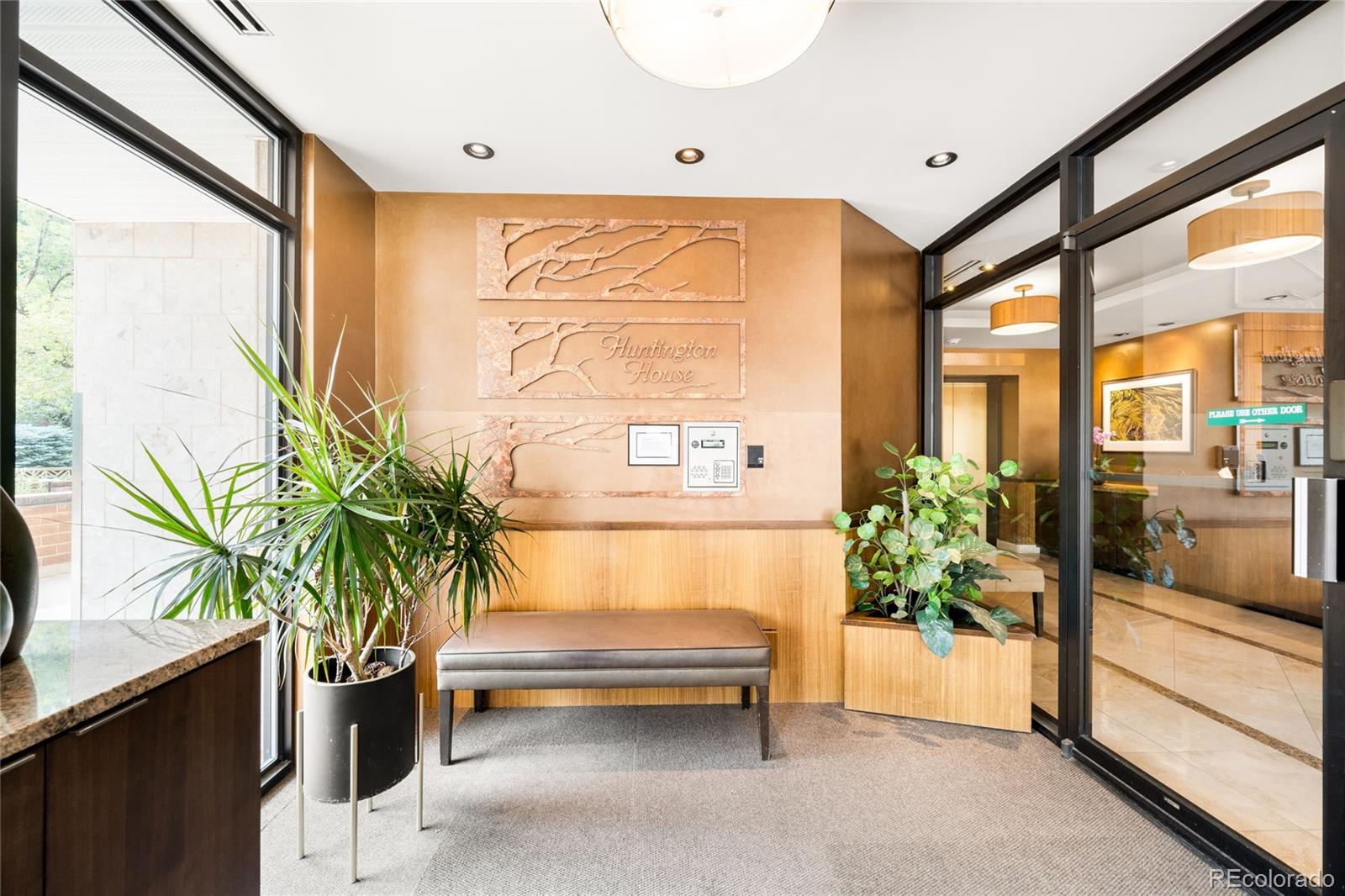 1133 Race Street Unit: 16B