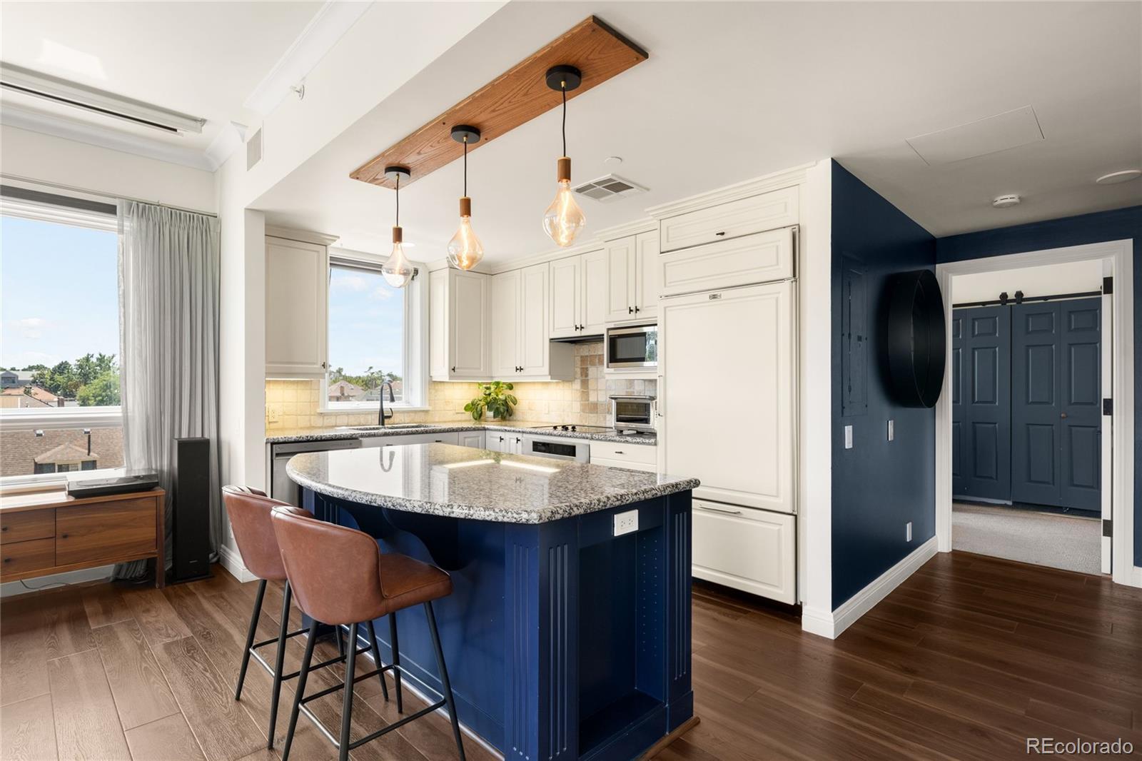 400 E 3rd Avenue Unit: 404