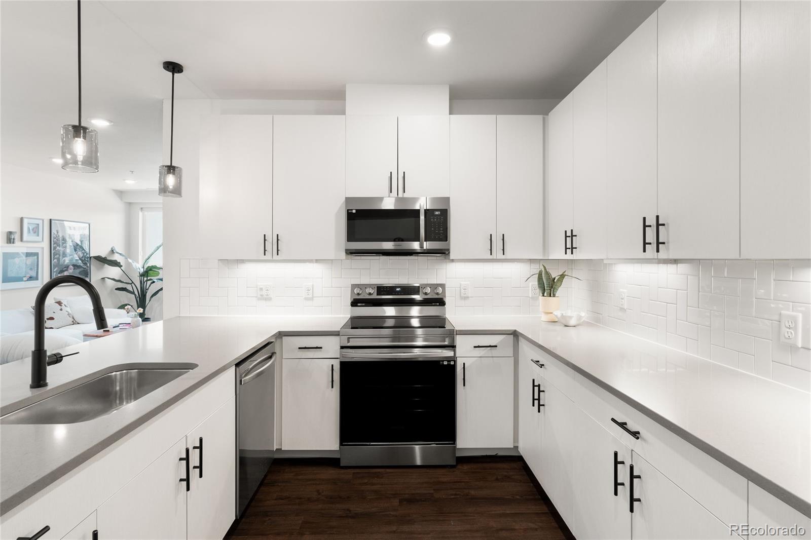 2729 W 28th Avenue Unit: 310