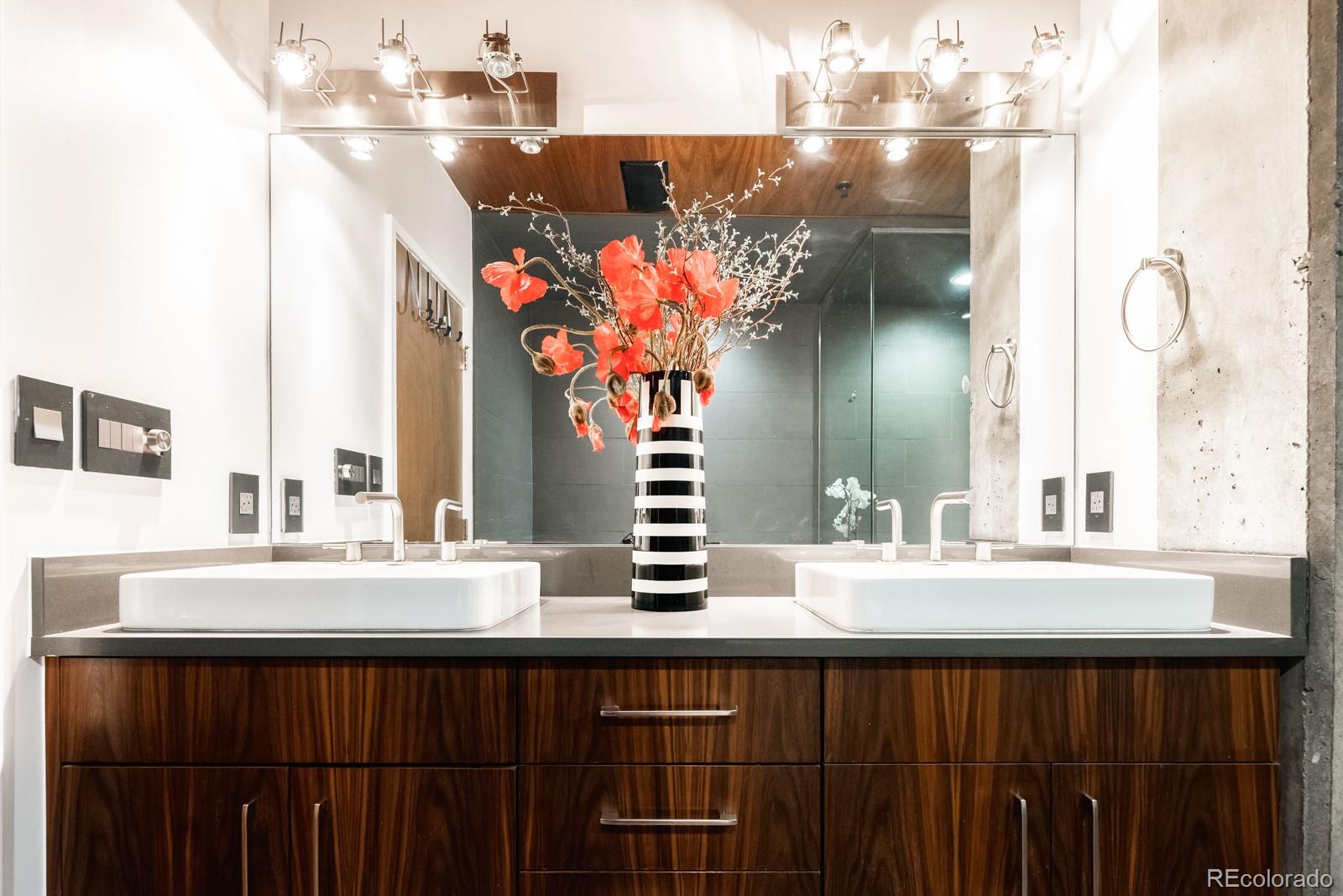 1735 19th Street Unit: 4A