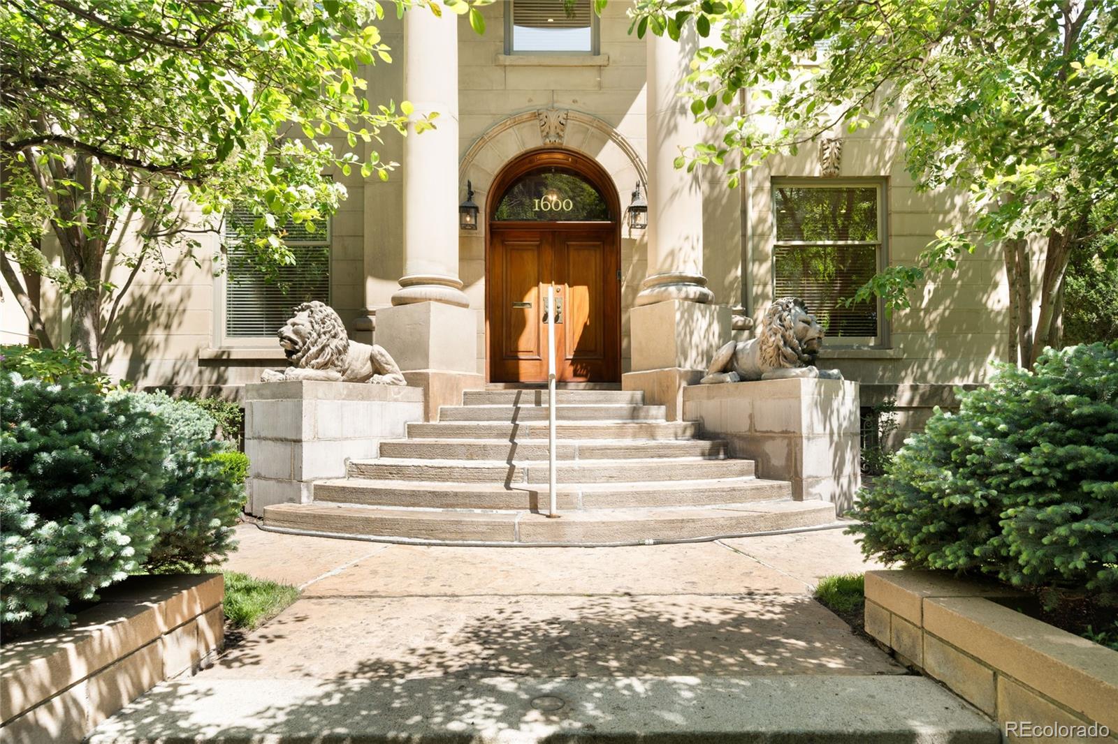 1600 N Logan Street