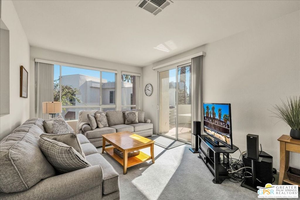 401 S El Cielo Road 154