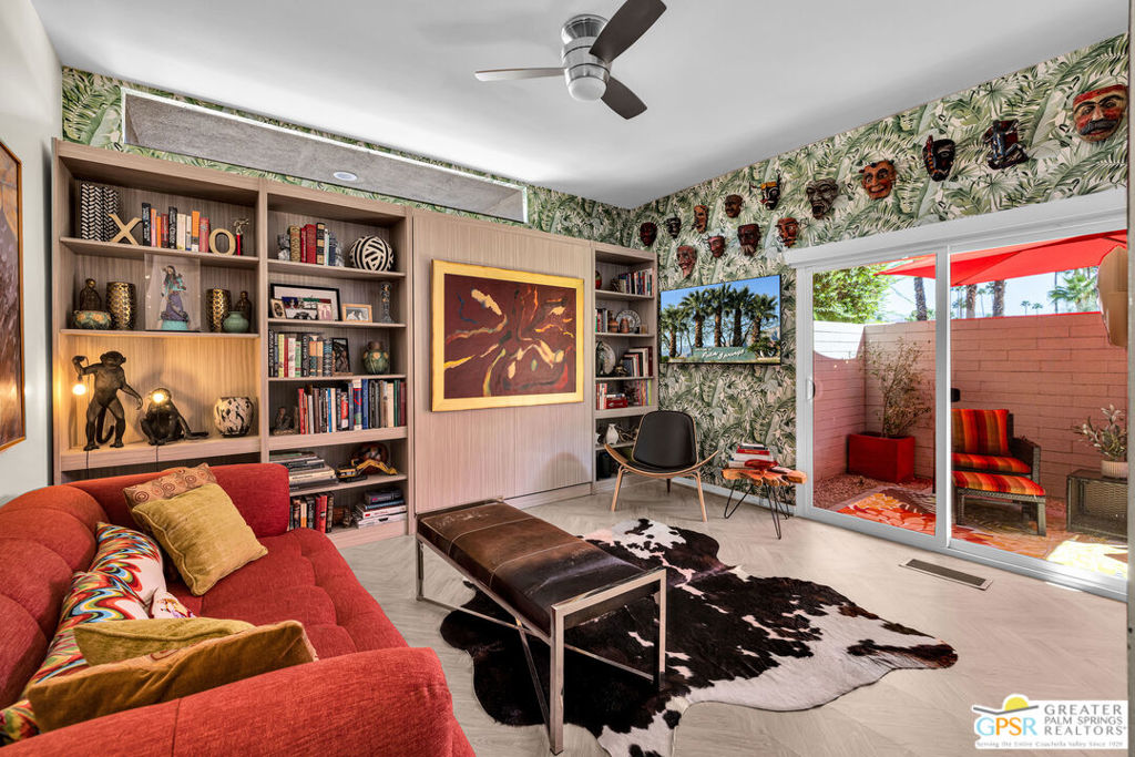 2285 S Calle Palo Fierro