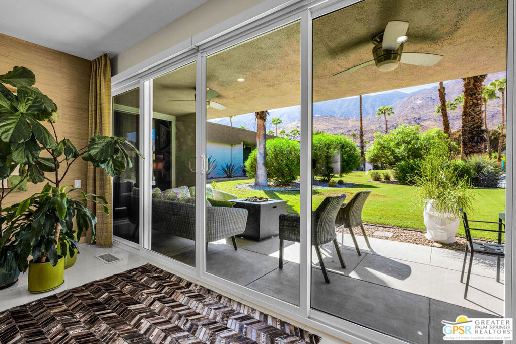 2285 S Calle Palo Fierro