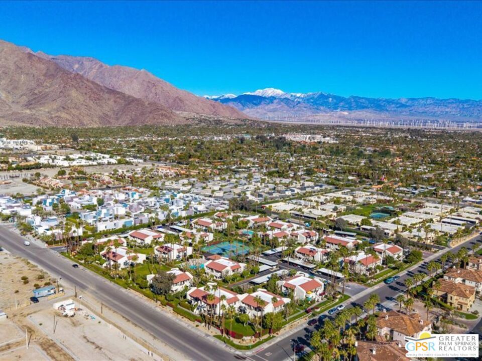 351 N Hermosa Drive 5D1