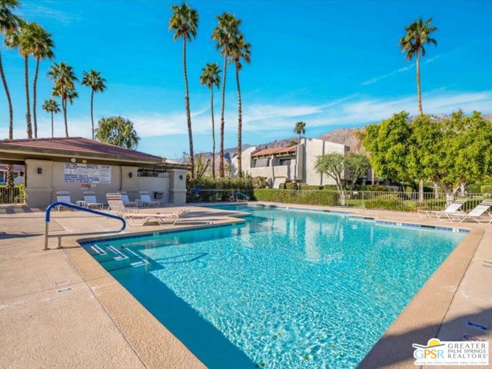 351 N Hermosa Drive 5D1