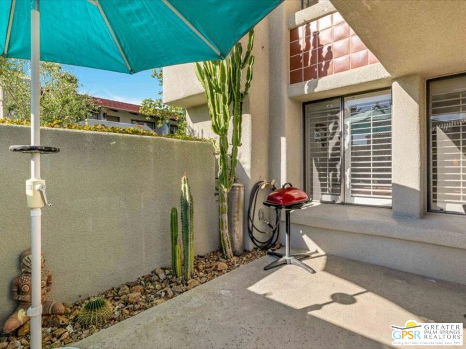 351 N Hermosa Drive 5D1