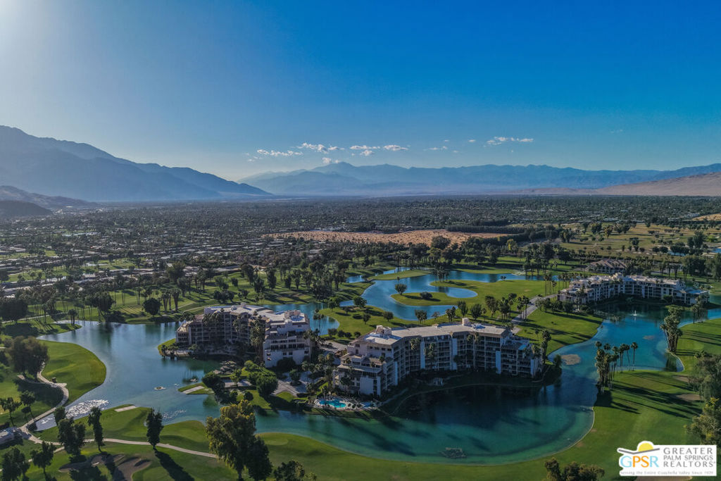 899 Island Drive 403