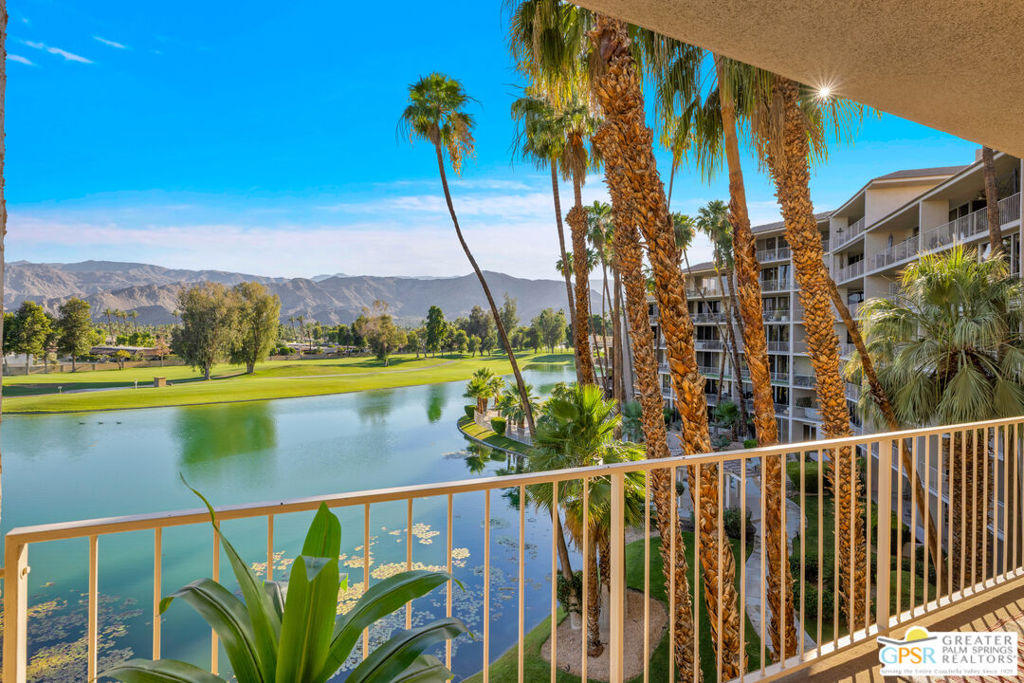 899 Island Drive 403