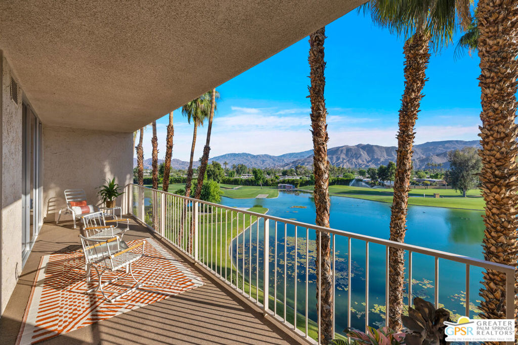 899 Island Drive 403
