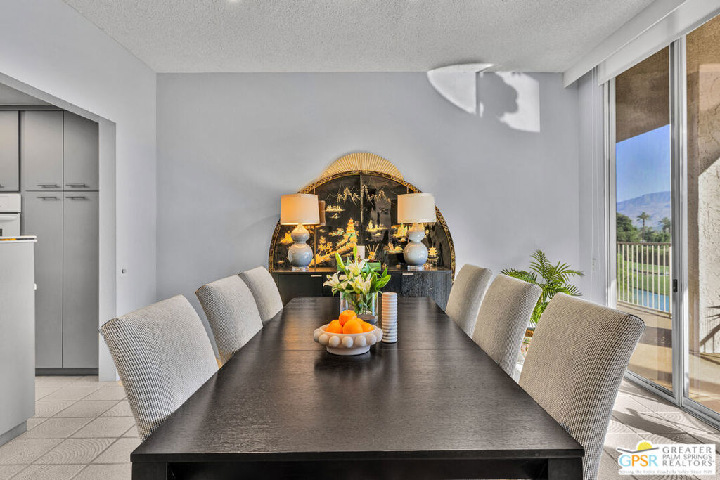 899 Island Drive 403