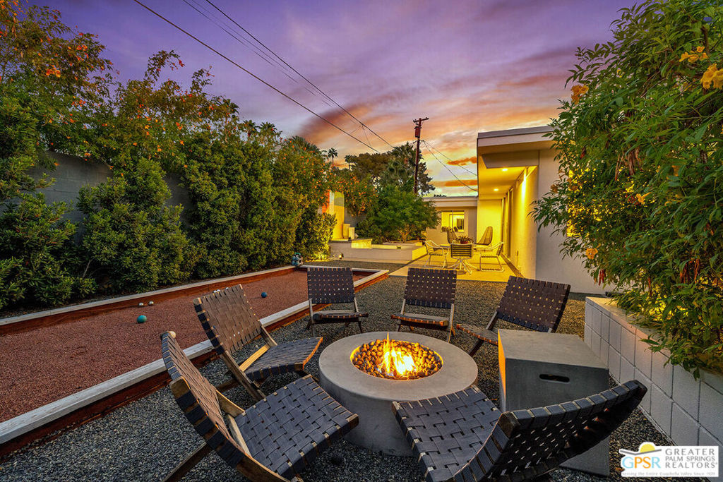 2248 E Amado Road
