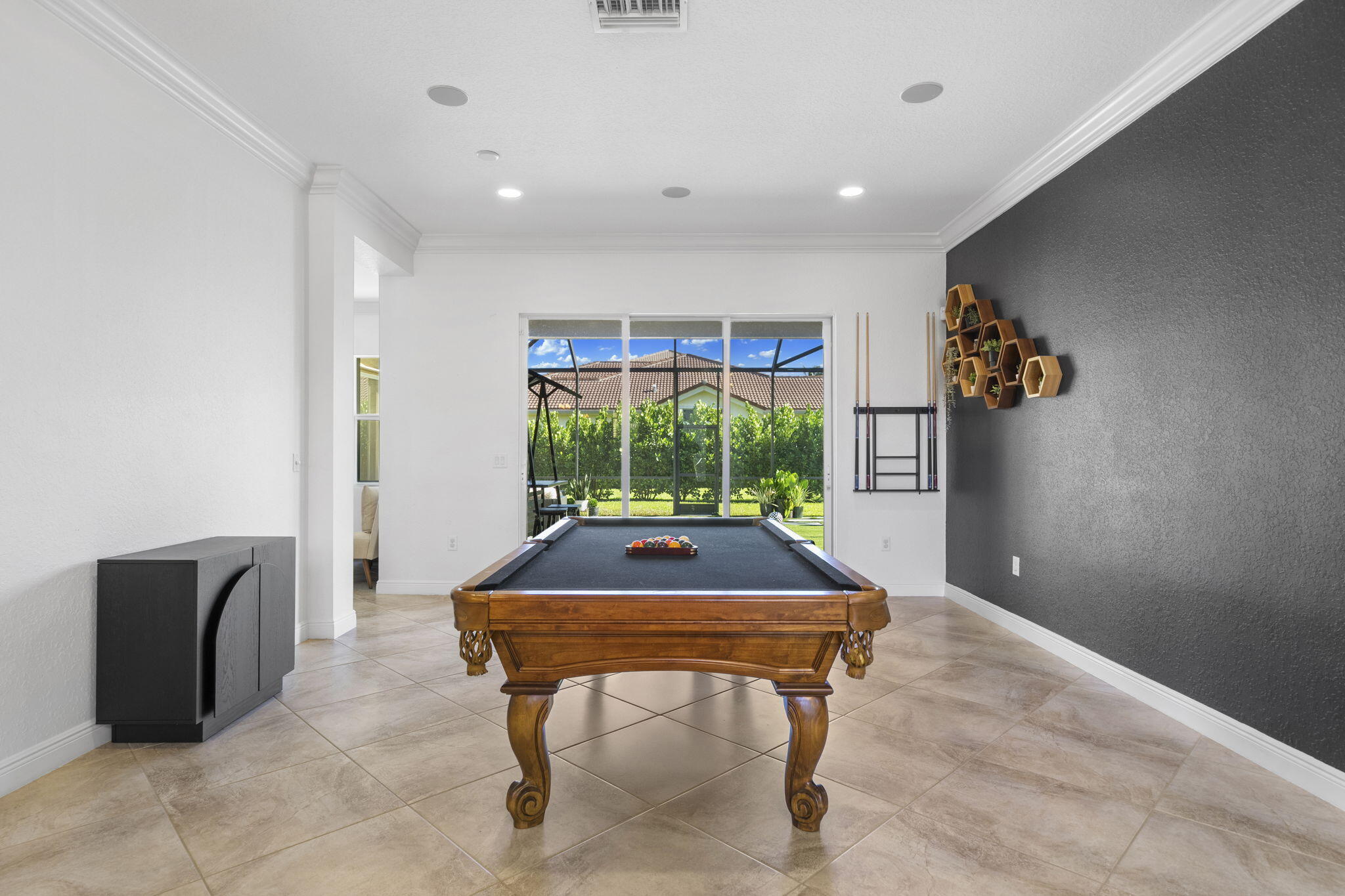 8844 STARHAVEN Cove