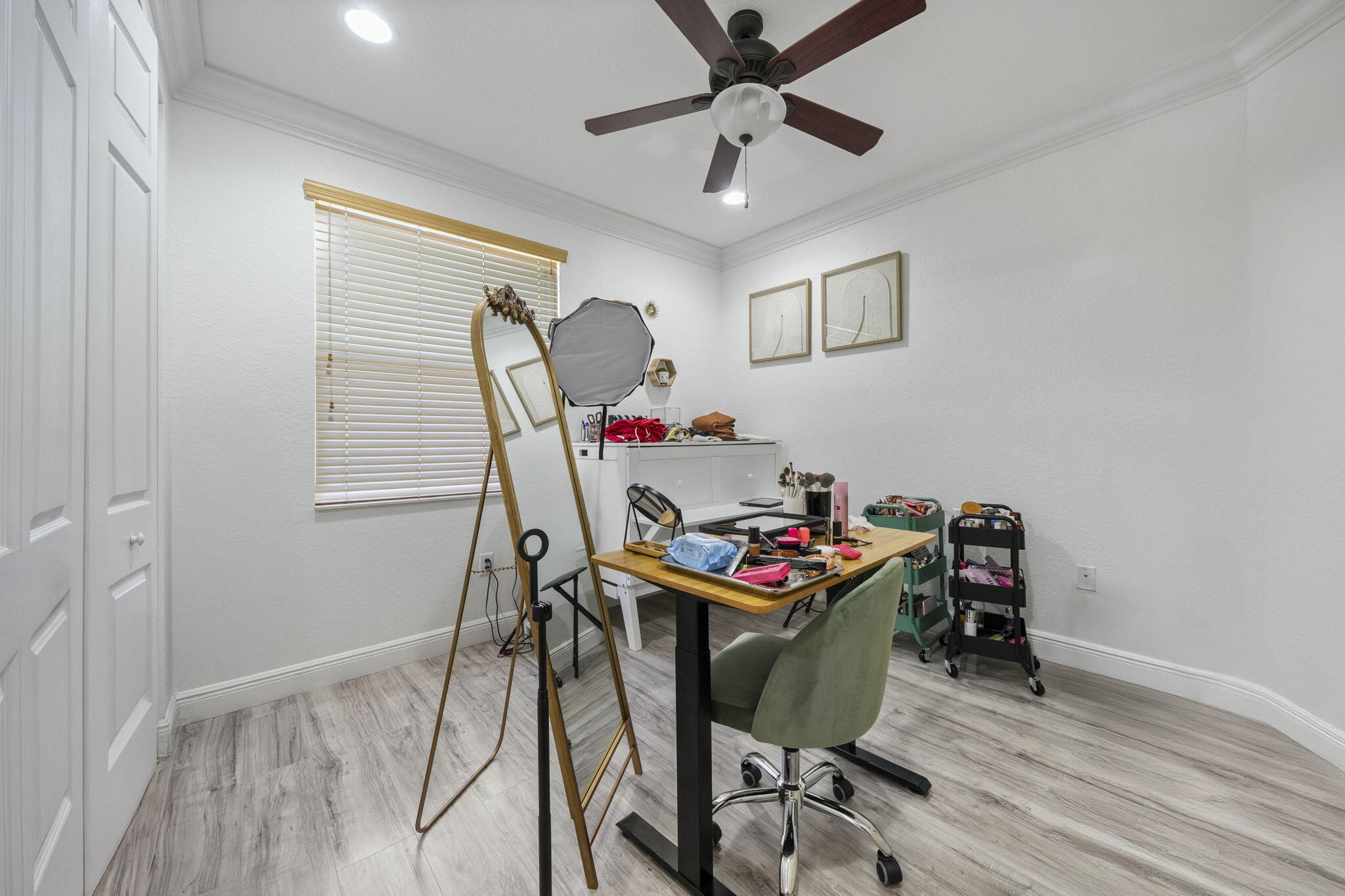 8844 STARHAVEN Cove