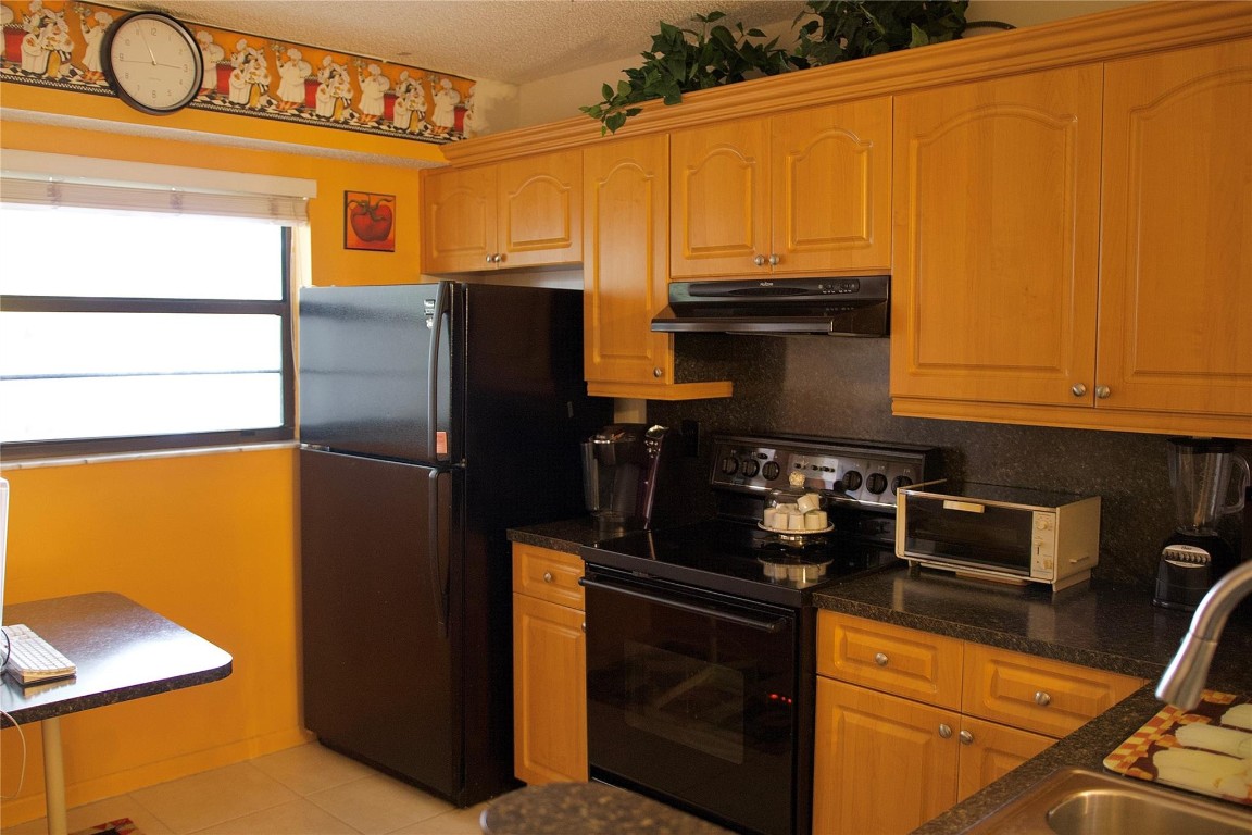 7625 NW 79th Ave 204