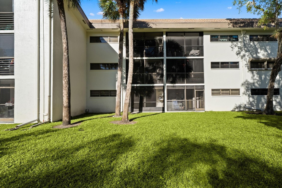 7625 NW 79th Ave 106