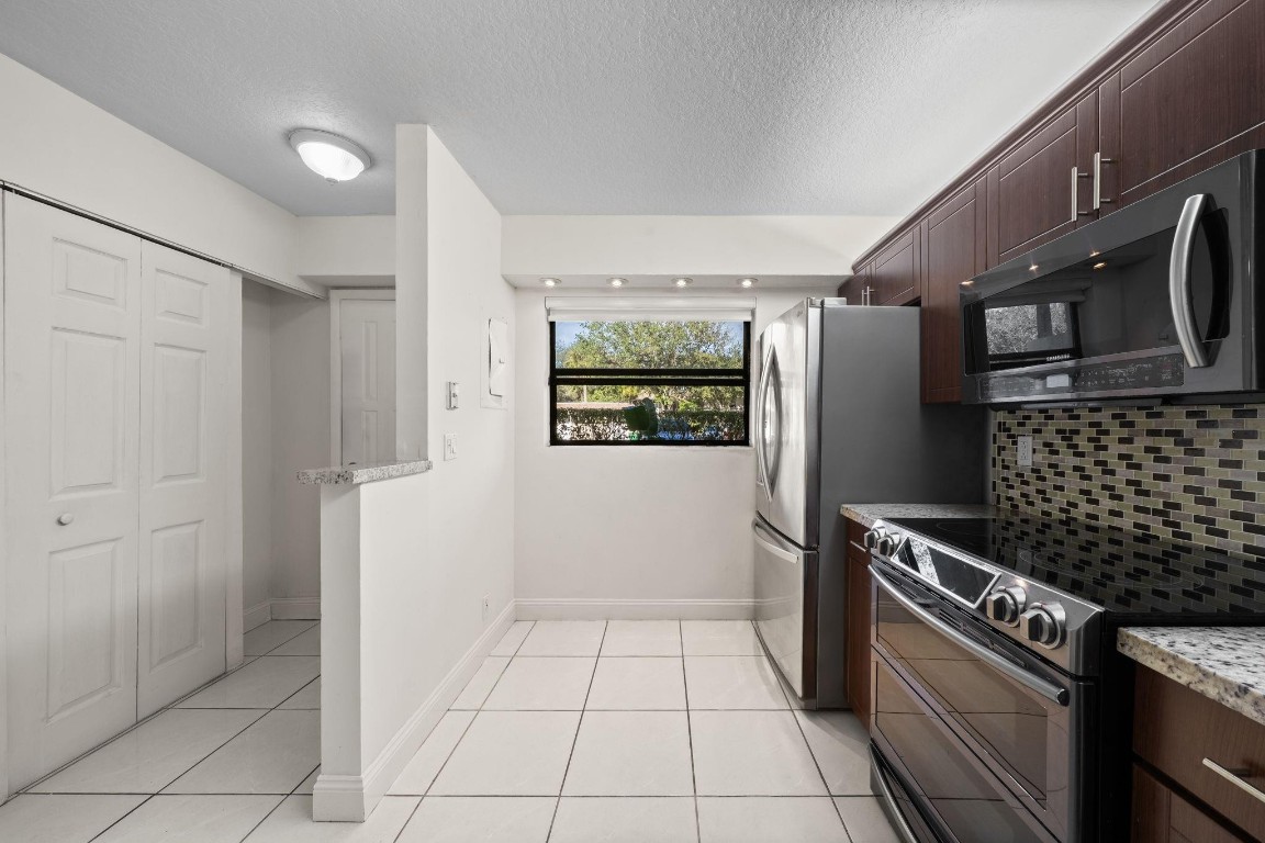 7625 NW 79th Ave 106