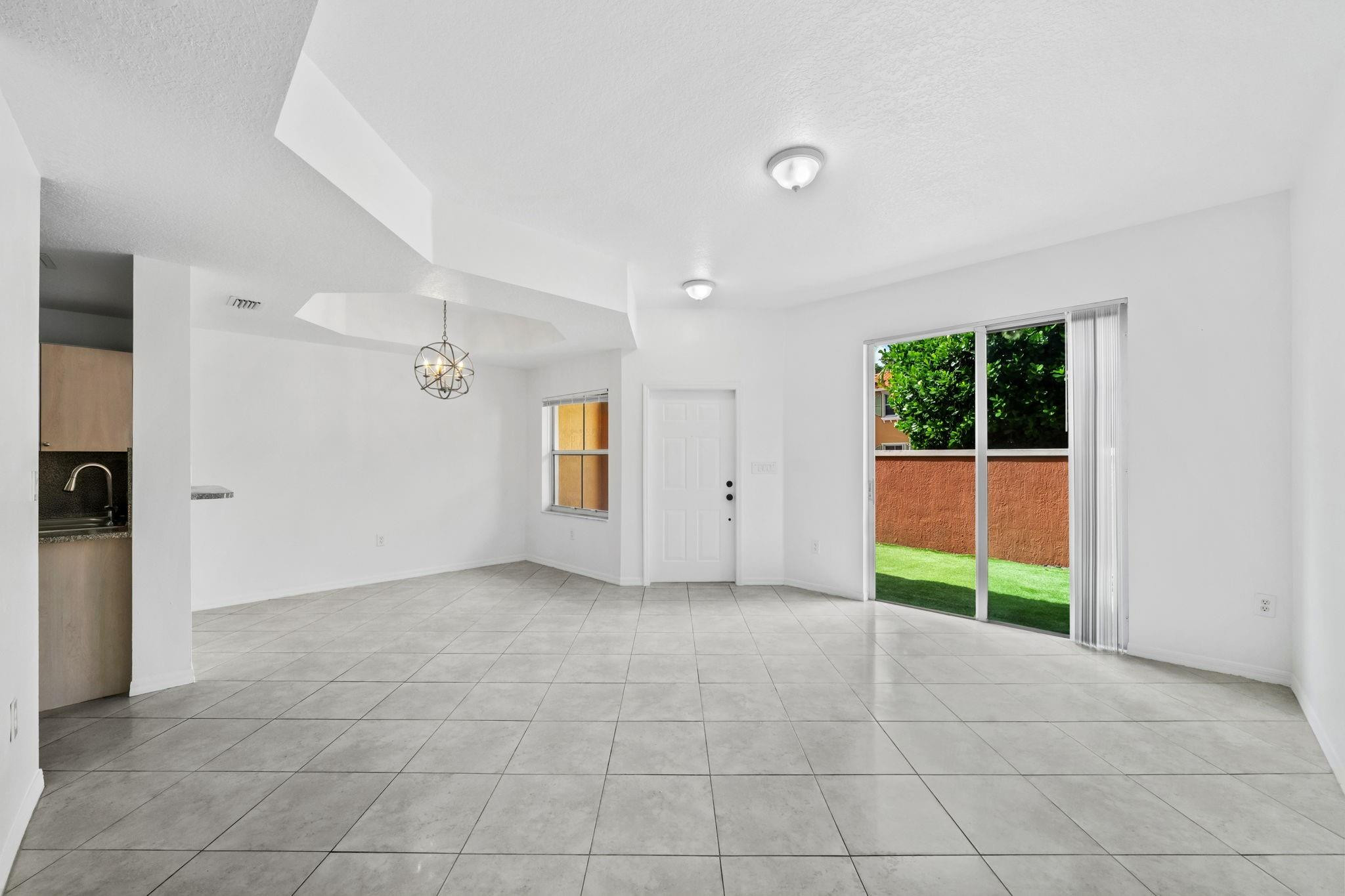 717 SW 107th Avenue 2203