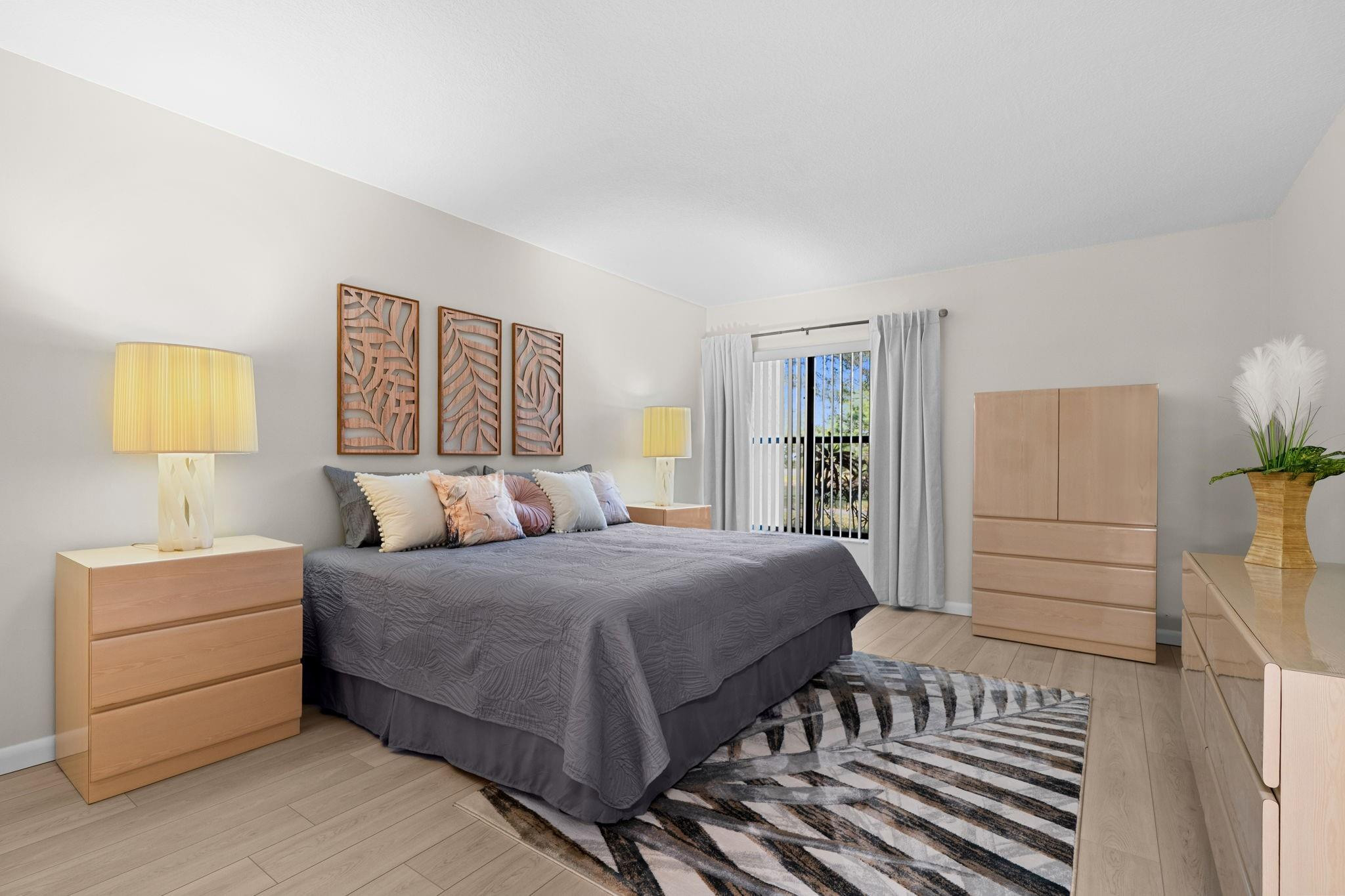 5087 Oak Hill Lane 315