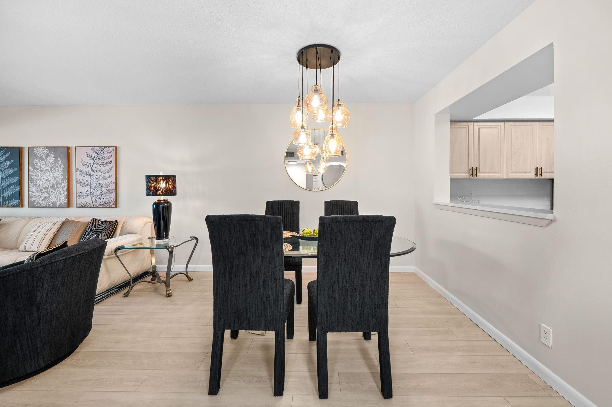 5087 Oak Hill Lane 315