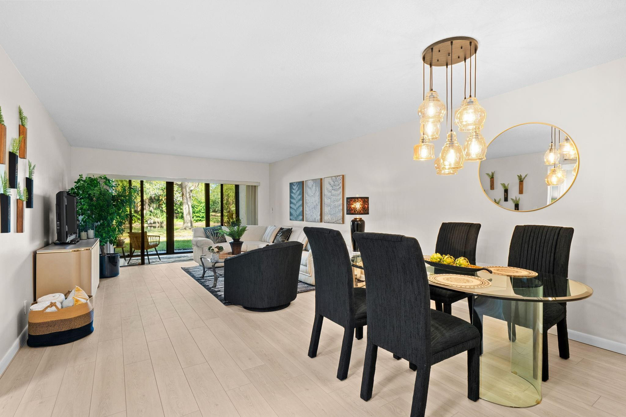 5087 Oak Hill Lane 315