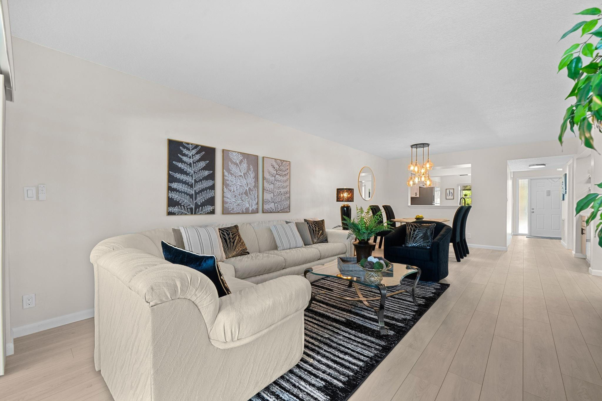 5087 Oak Hill Lane 315