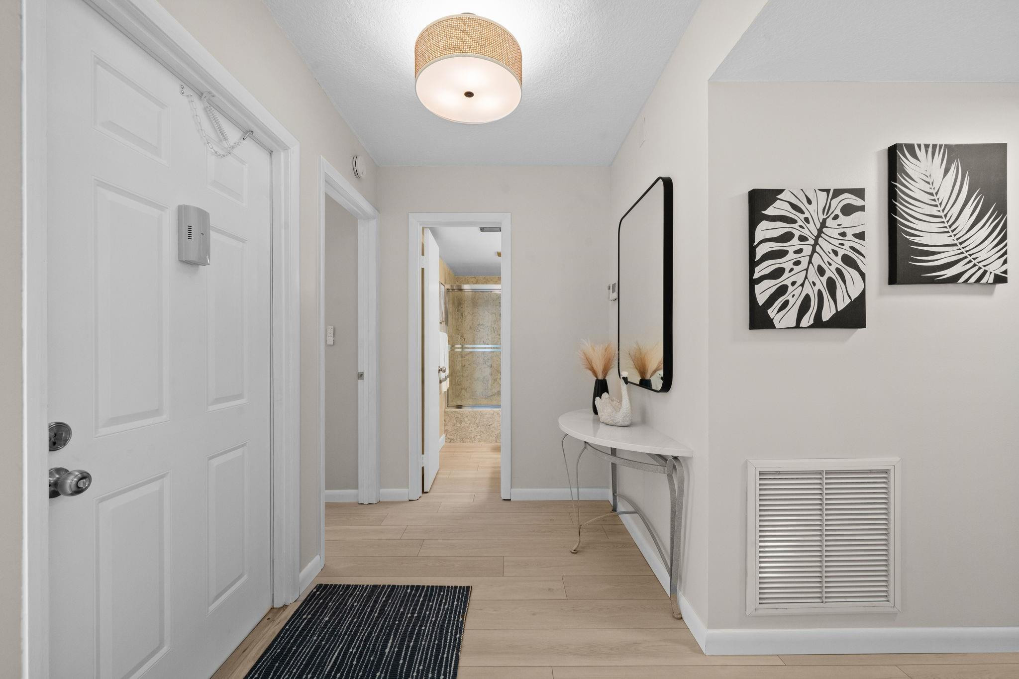 5087 Oak Hill Lane 315