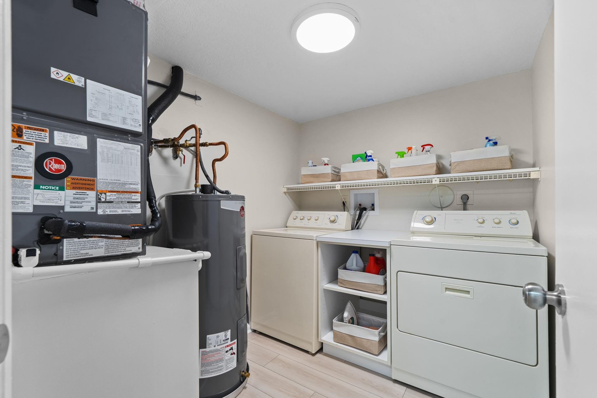 5087 Oak Hill Lane 315