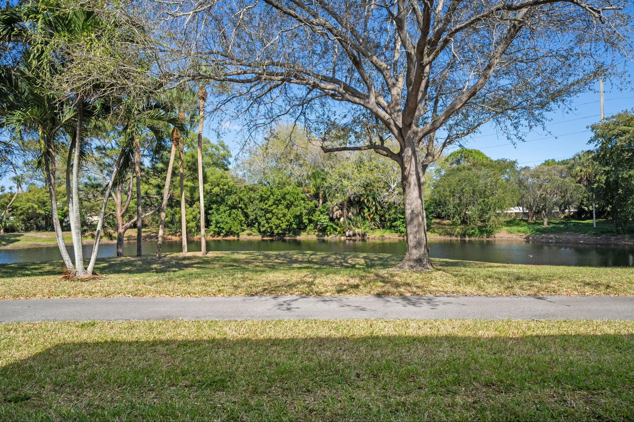 5087 Oak Hill Lane 315