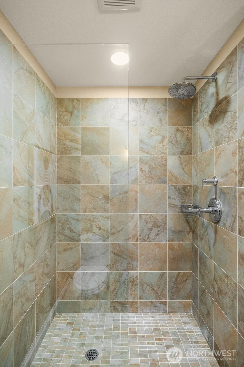 7700 E Green Lake Drive N Unit: D13