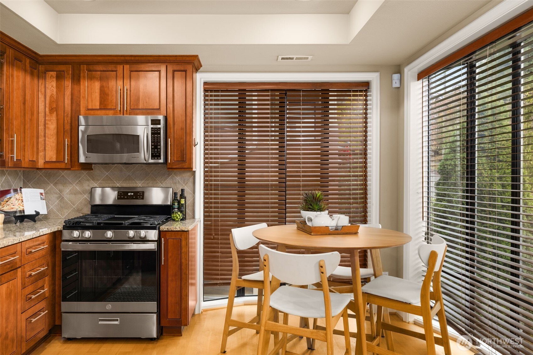 7700 E Green Lake Drive N Unit: D13