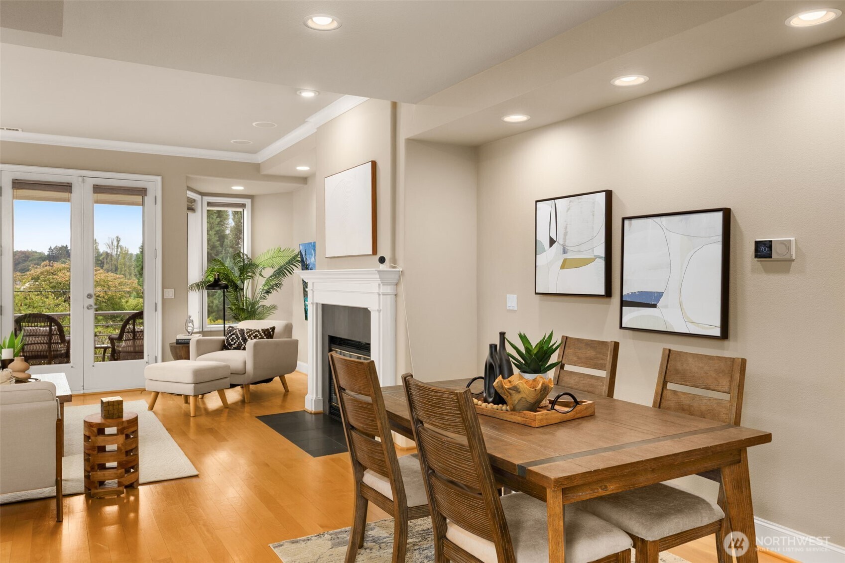 7700 E Green Lake Drive N Unit: D13