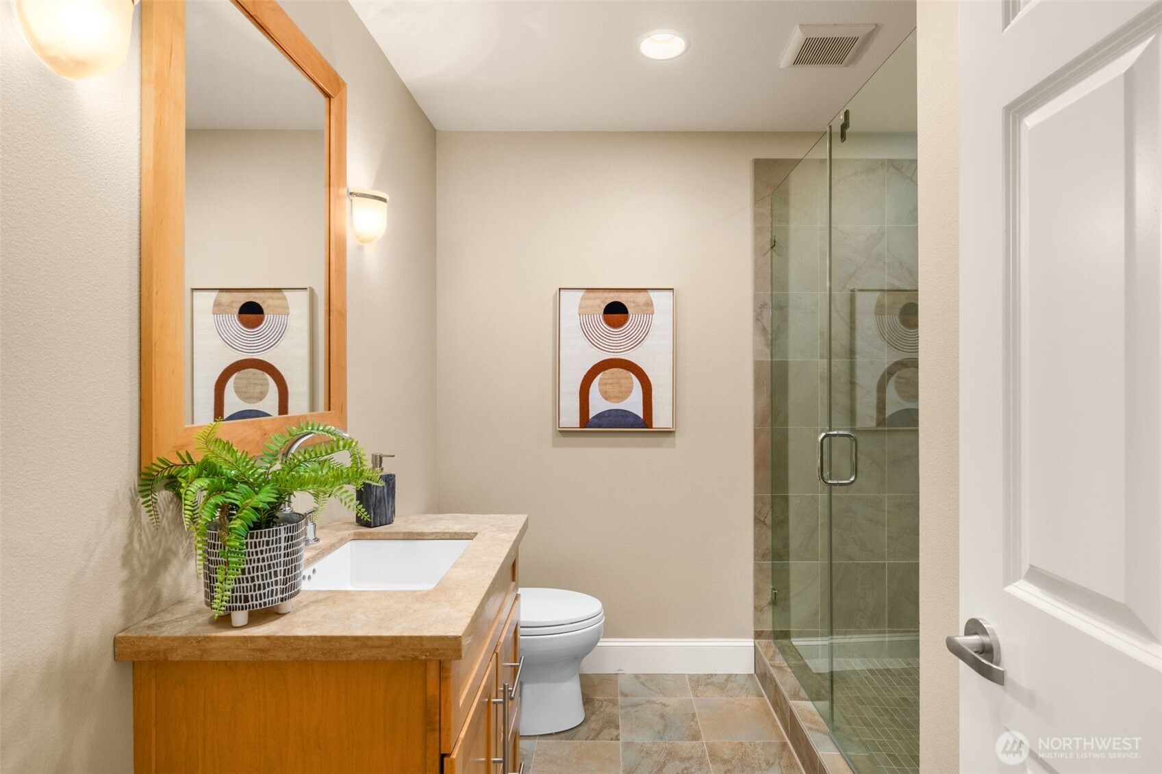 7700 E Green Lake Drive N Unit: D13