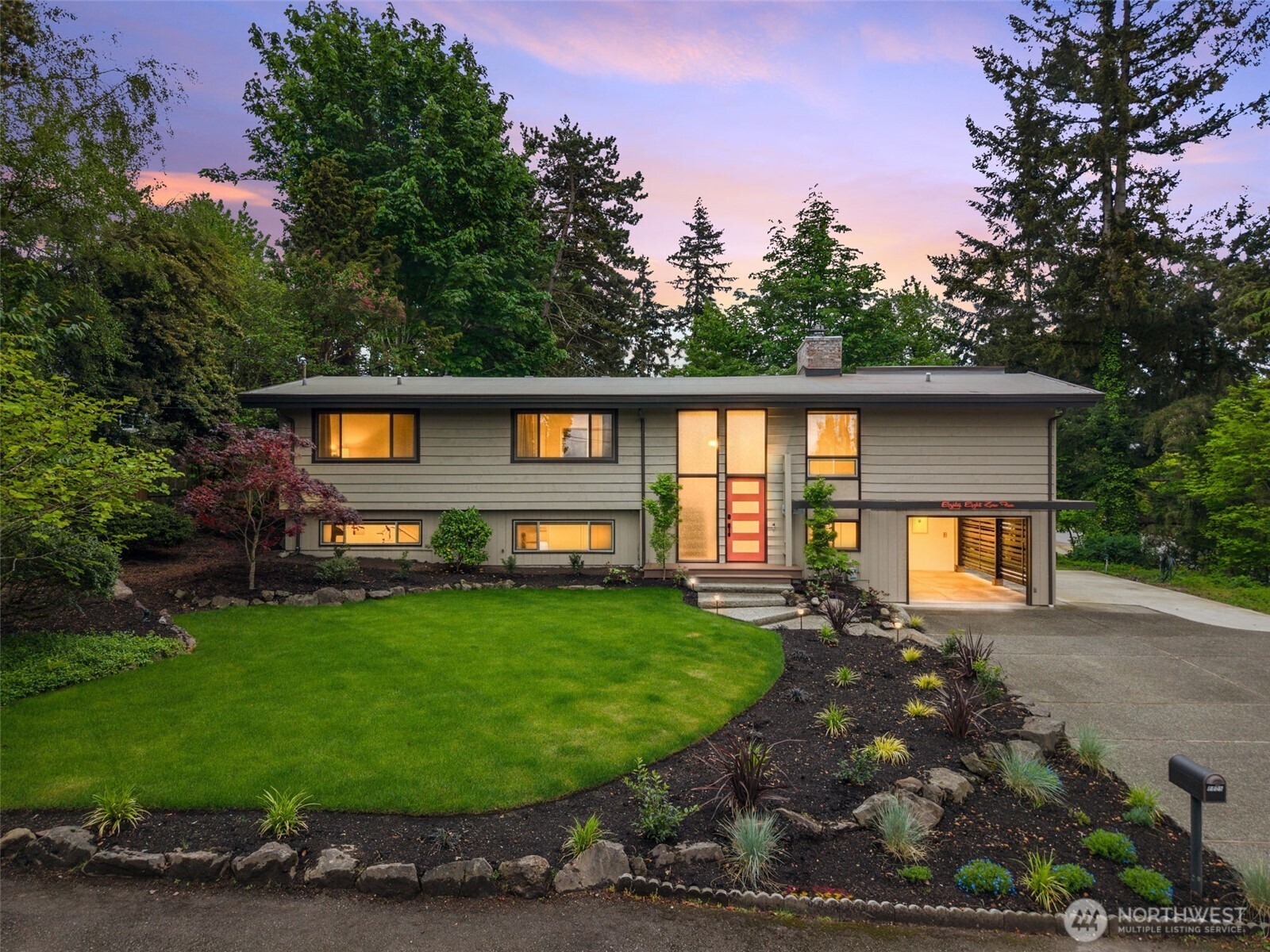 8805 SE 39th Street