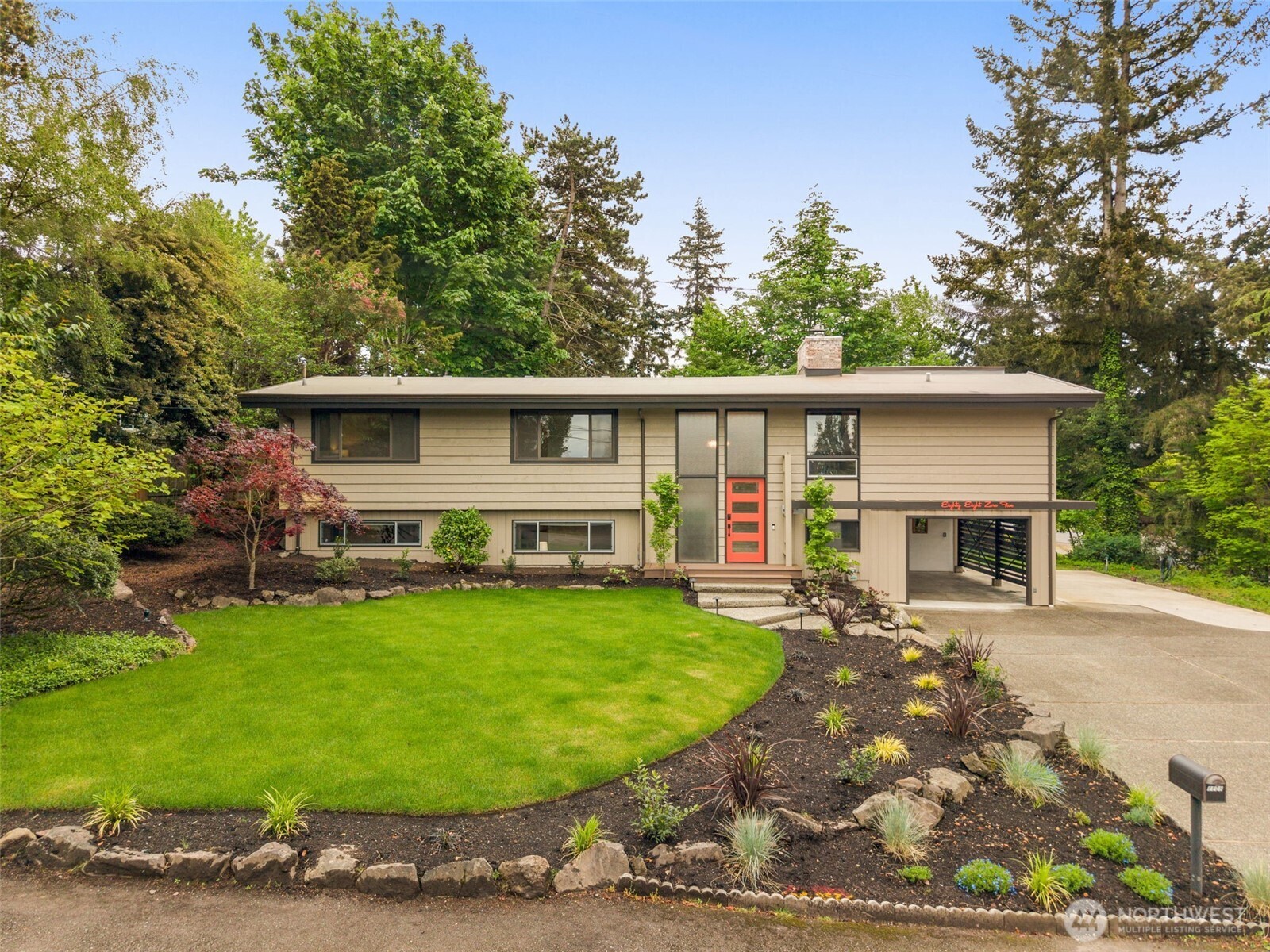 8805 SE 39th Street