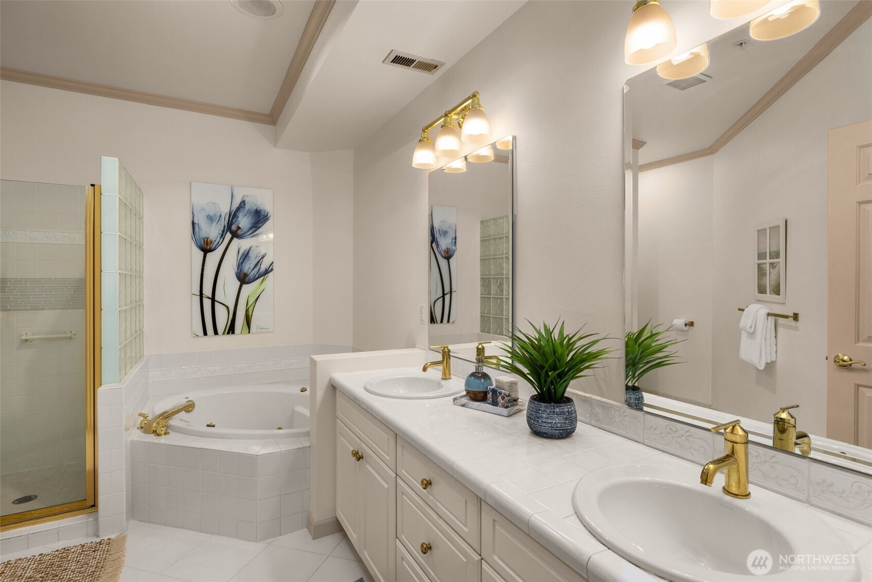 615 6th Street Unit: 107