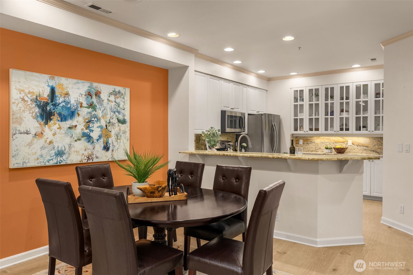 615 6th Street Unit: 107