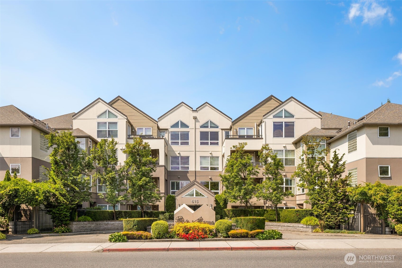 615 6th Street Unit: 107