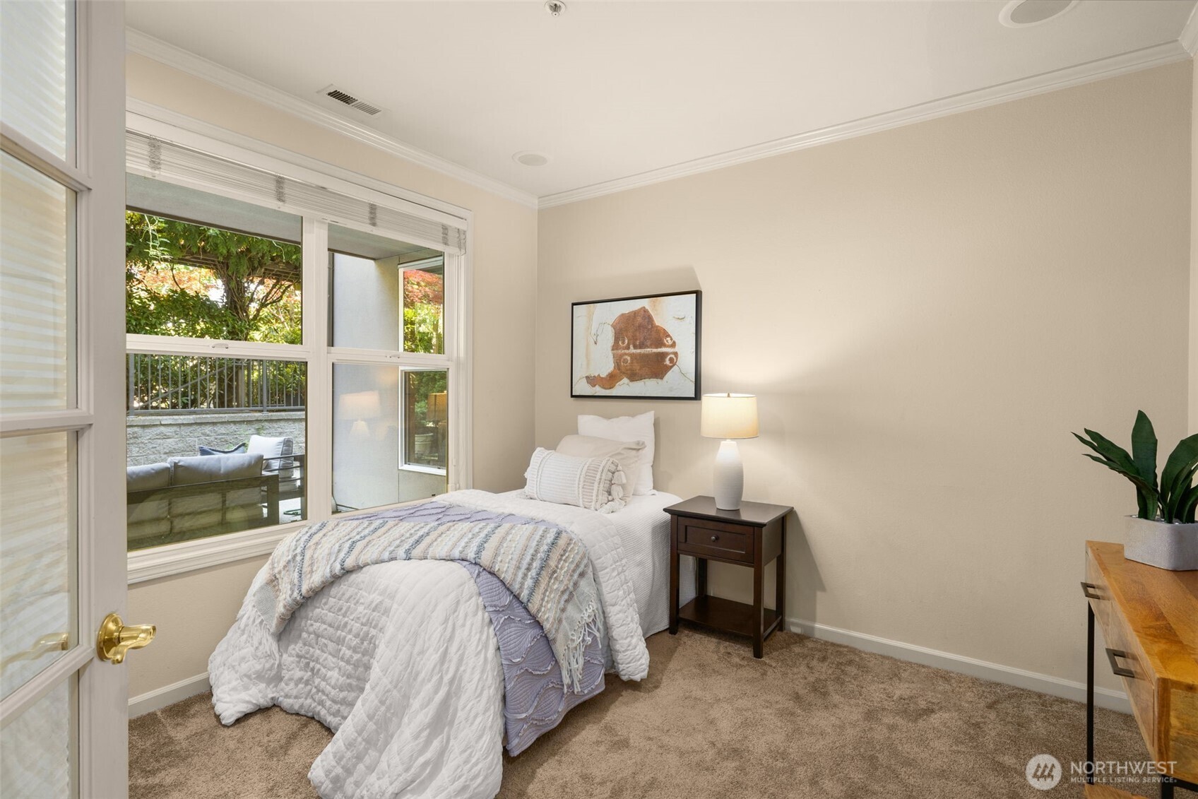 615 6th Street Unit: 107