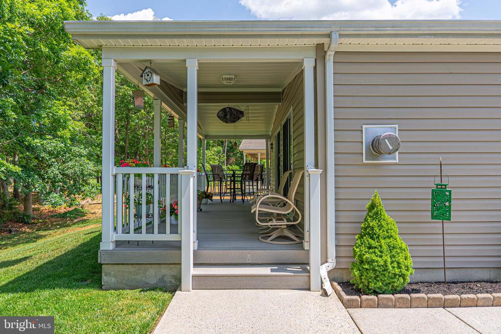 286 PEBBLE BEACH DR